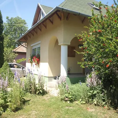 Harmony Apartman Lejlighed Balatonszárszó