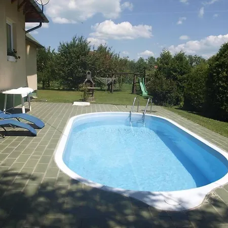 Harmony Apartman * Balatonszárszó